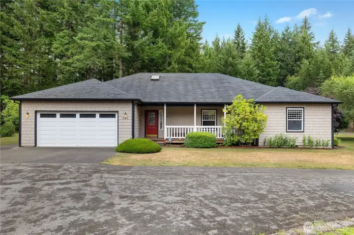 Beautifully maintained rambler on 1.19 acres with an oversized 2-car garage, covered front porch, and mature landscaping. Beautifully maintained rambler on 1.19 acres with an oversized 2-car garage, covered front porch, and mature landscaping.