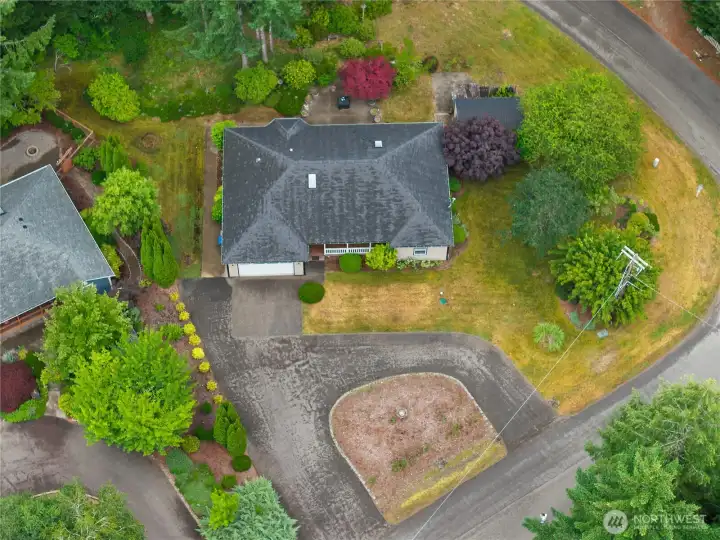 See how the generous lot provides space, privacy, and exceptional outdoor potential. See how the generous lot provides space, privacy, and exceptional outdoor potential.