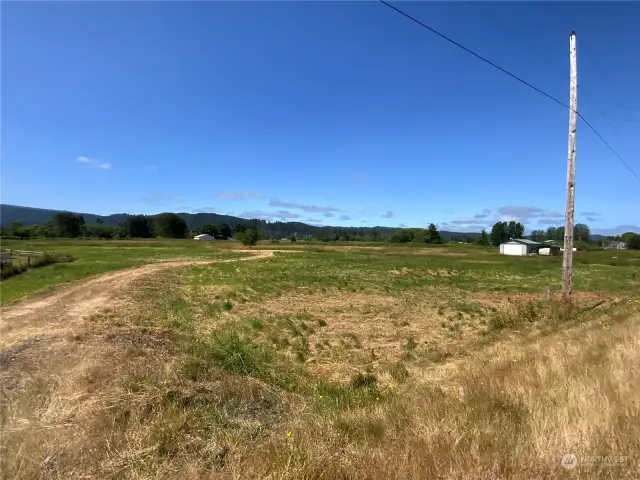 Rock-fill road into leveled area