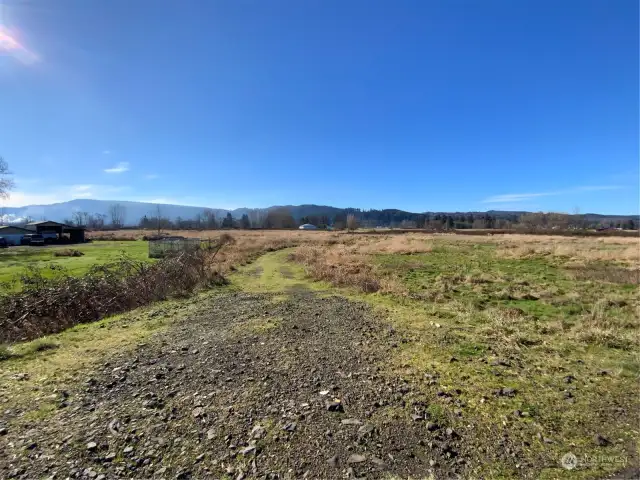 Rock-fill road into leveled area