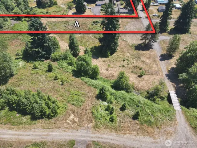 Overhead view with approximate boundaries in red.