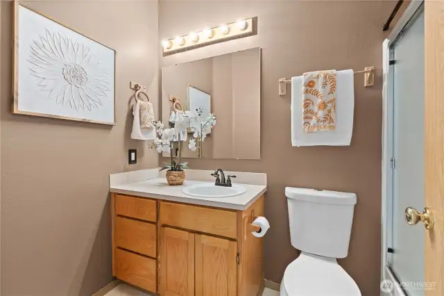 Main bathroom