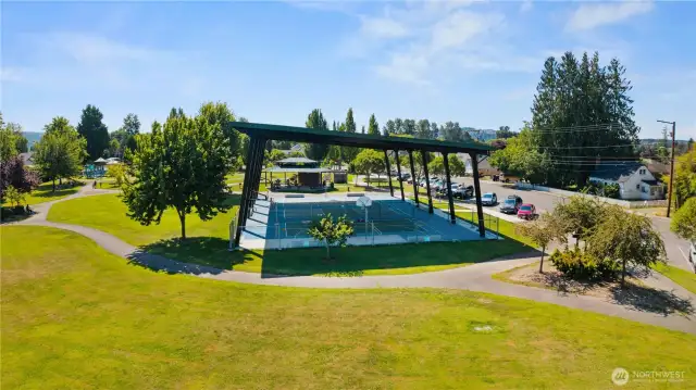 Covered basketball court at nearby park