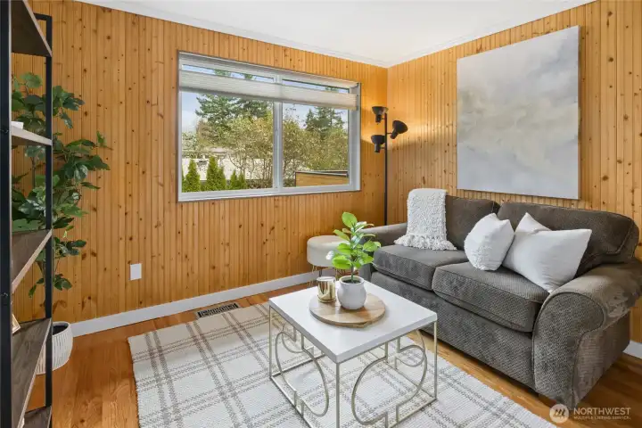 Third bedroom/office/den