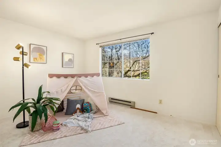 Large second bedroom or office