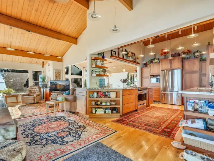 High Vaulted ceilings