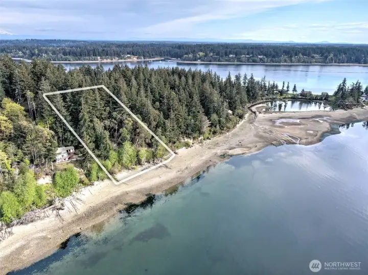 Over 200 feet of great beachfront