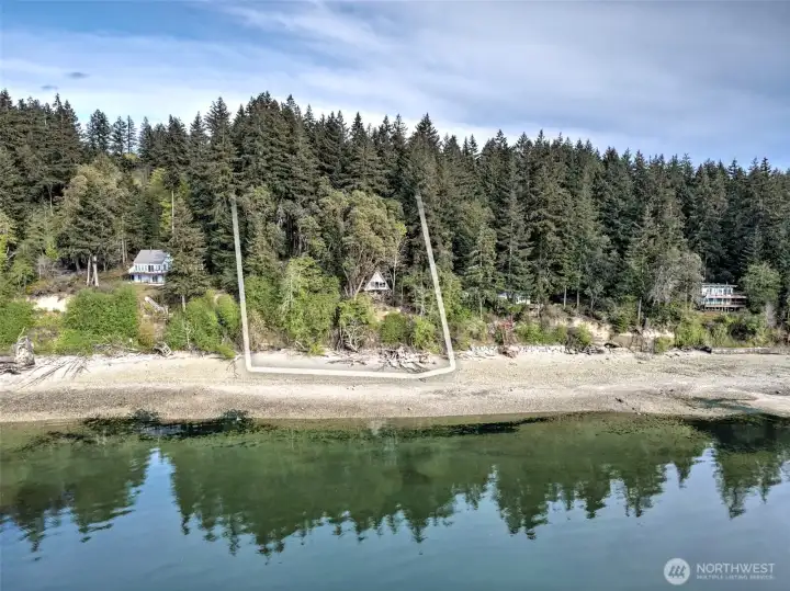 Medium bank frontage with tidelands included