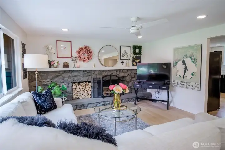 The wonderful open concept creates a bright and welcoming home.
