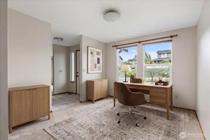 Front room can be used as an office, formal dining room, play room, craft room, anything you can imagine!