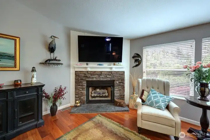 Built in propane fireplace