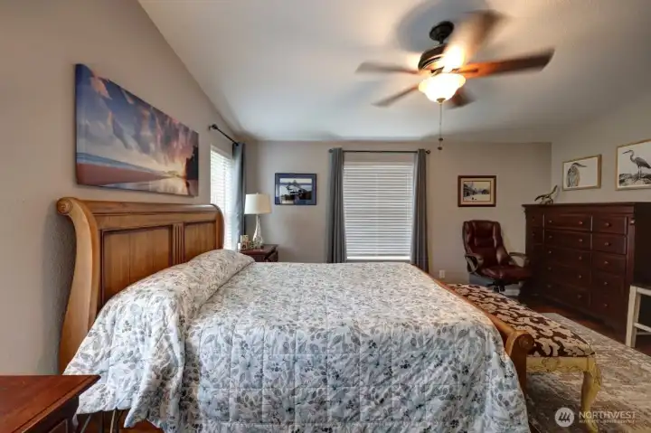 Bedroom has room for large furniture