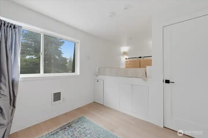 Second Bedroom With Storage Under Queen Bed Platform