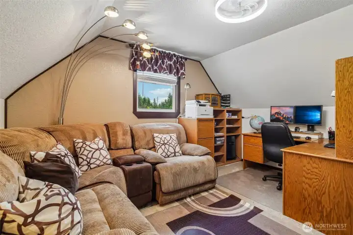 Office and additional room upstairs, ideal for work and play