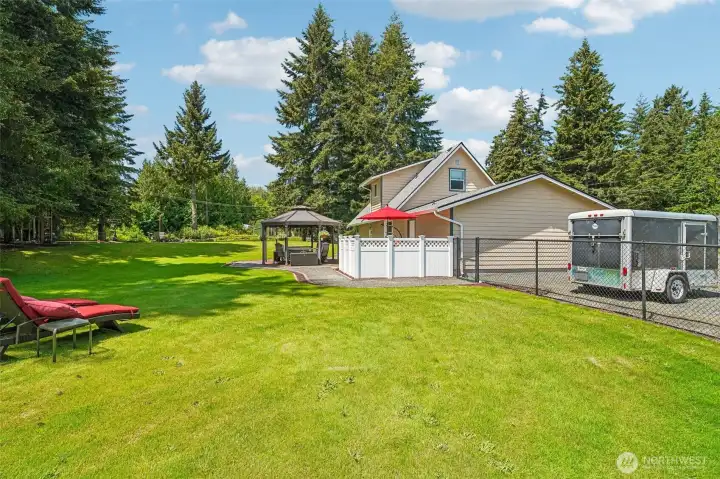 Beautiful spacious back yard.