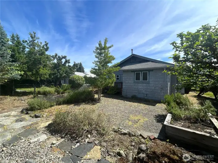 Spacious backyard with plenty of space to play, entertain, for pets... you name it!