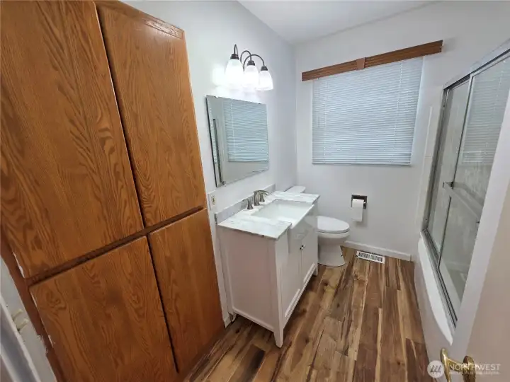 Full guest bath Full guest bath
