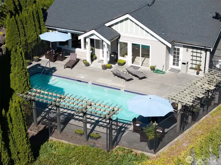 Crystal clear pool and beautiful clubhouse are yours to enjoy! Crystal clear pool and beautiful clubhouse are yours to enjoy!