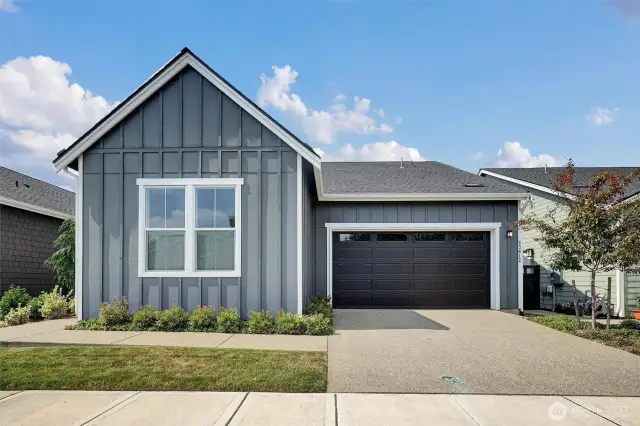 Welcome home to this nearly-new Lyra beauty in Regency at Ten Trails!