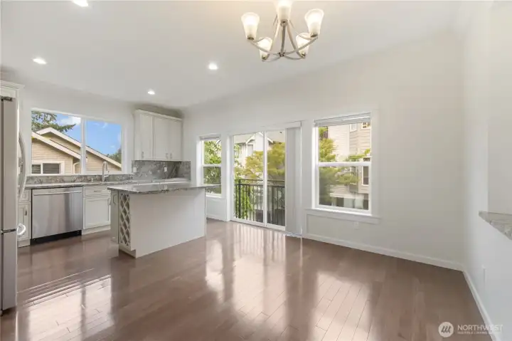 Kitchen-dining area with small balcony for the flowers
