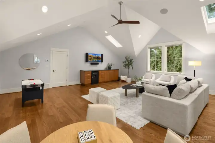 Versatile Recreation and Media Room