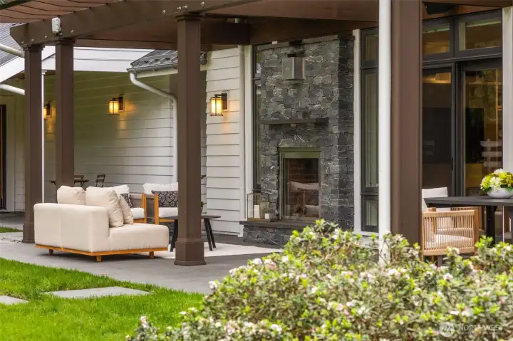 Dual-Sided Fireplace