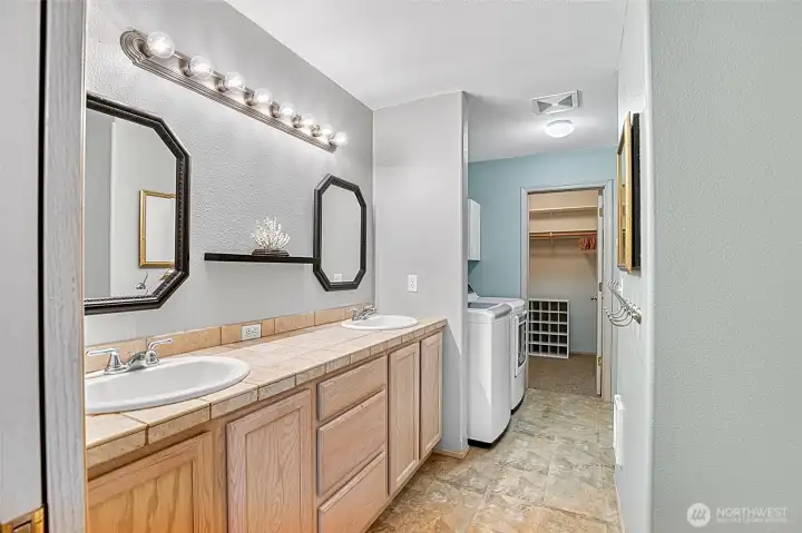 Primary Ensuite Primary Ensuite