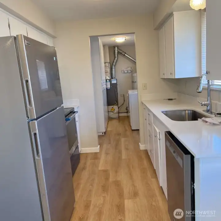 Unit 1006 Kitchen