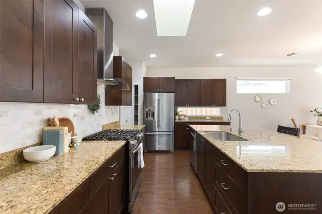 Beautiful glass backsplash.
