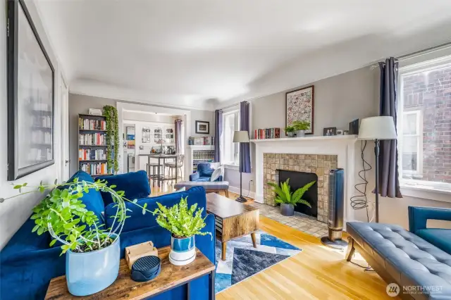 All units all have great flow from kitchen, through dining area and into large living rooms