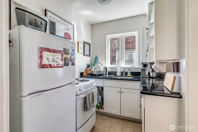 Unit 302 kitchen