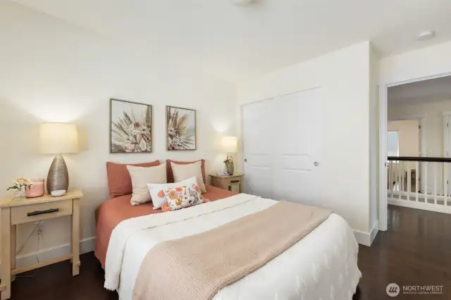 2nd bedroom
