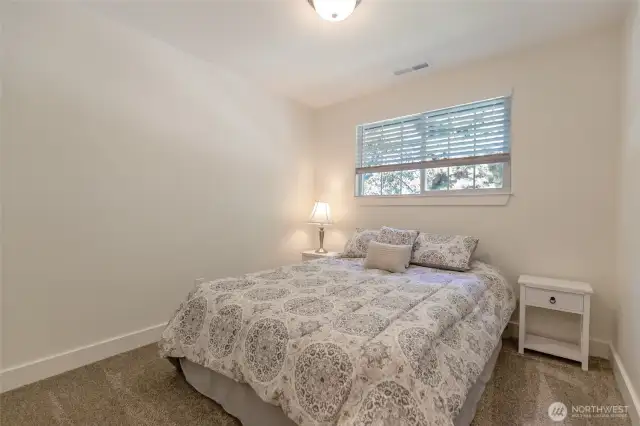 Guest bedroom #2