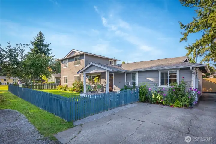 Large Driveway With RV Parking Spot