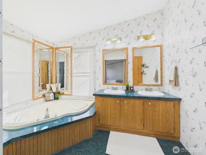 Double sinks in primary