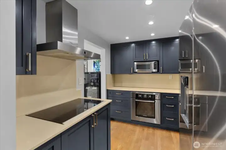 Generous prep space and intuitive layout for everyday living  Seamless connection to dining and main living areas.