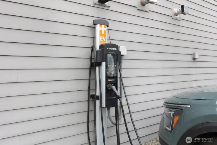 On-site electric vehicle charging stations  Convenient access for eco-conscious living.