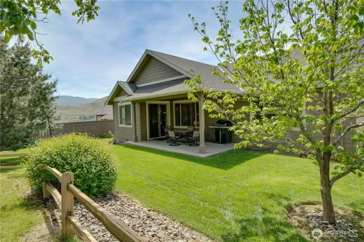 Back Yard w/Pretty Mountain Views