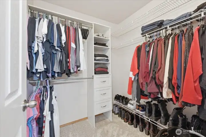 Primary Walk in Closet