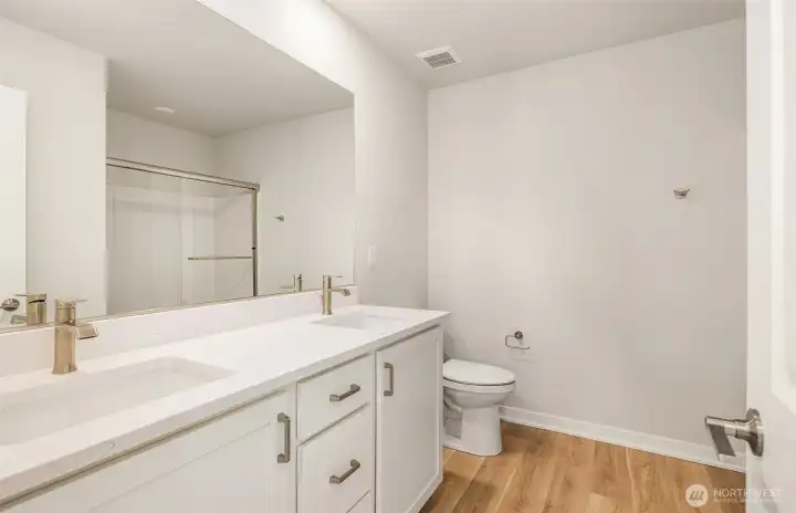 Photos are of model home - Colors and finishes may vary Photos are of model home - Colors and finishes may vary