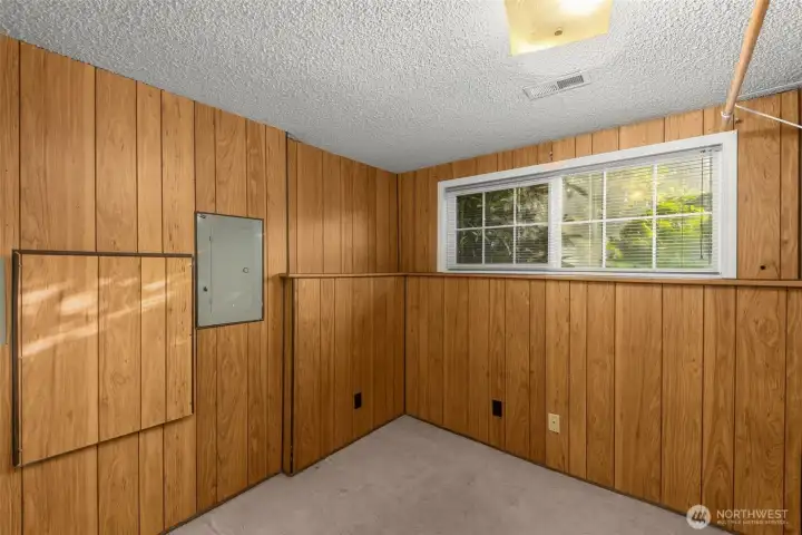 Bonus room.