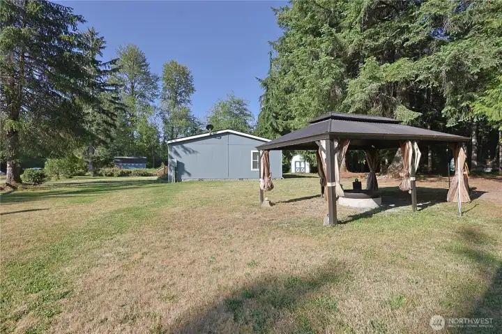 Gazebo & Firepit for relaxing outdoors