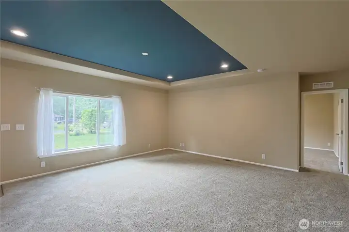 Light and Bright Living Rm