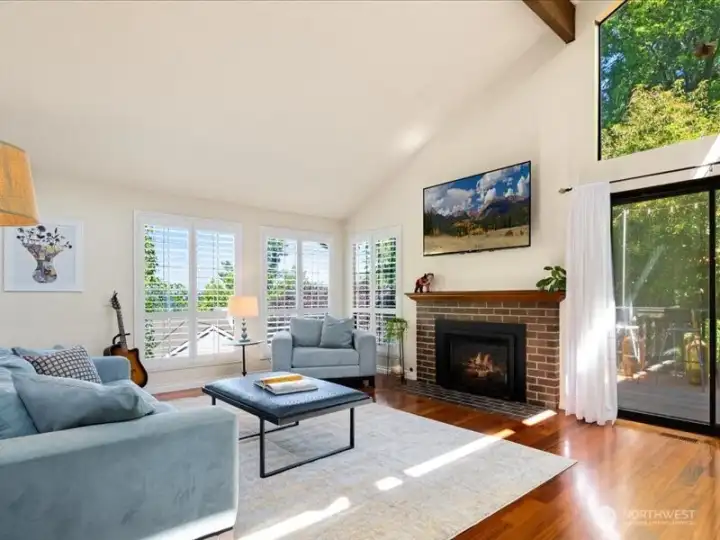 Expansive windows frame the outdoor while filling the home with incredible natural light. Expansive windows frame the outdoor while filling the home with incredible natural light.