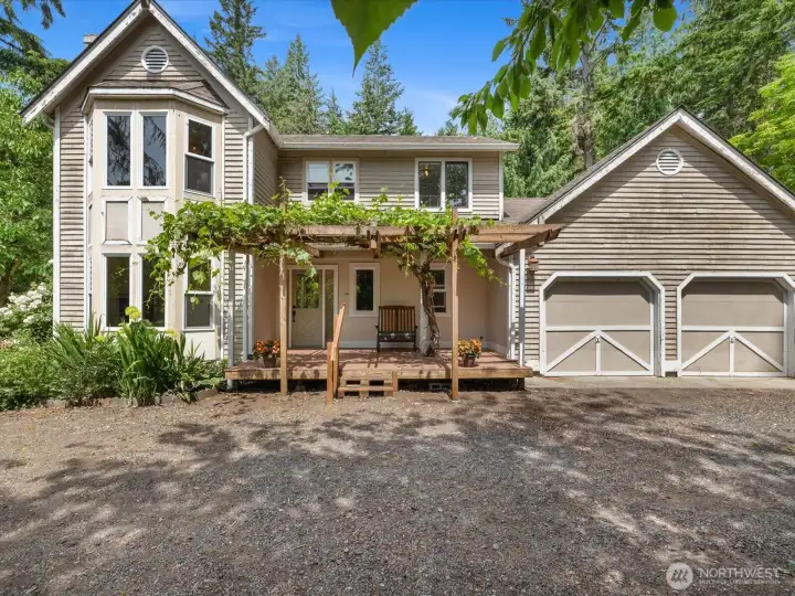 Welcome to 22288 NE Woodinville Duvall Rd.
