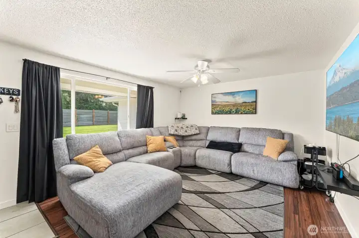 Great living room with space to play and entertain.