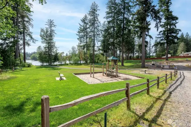 private park with private lake access & private community dock