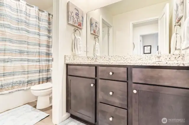 Upstairs Main Bath