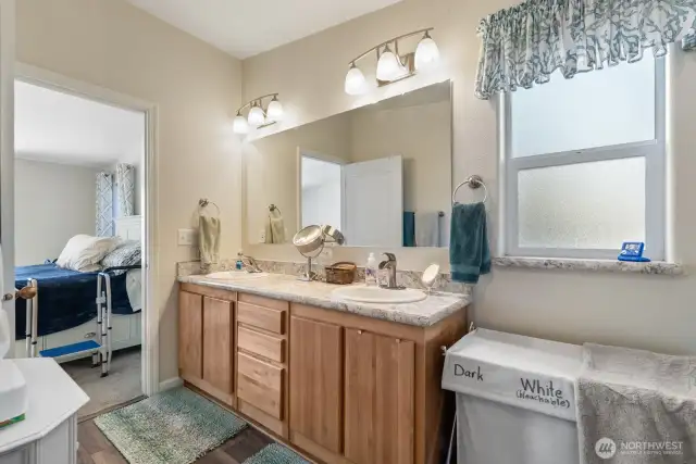Primary BAth  double sinks and walk in shower
