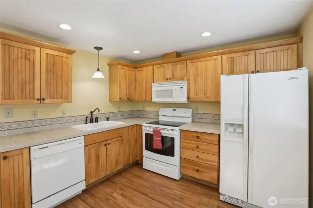 Lower Level (Bsmt) Kitchen area